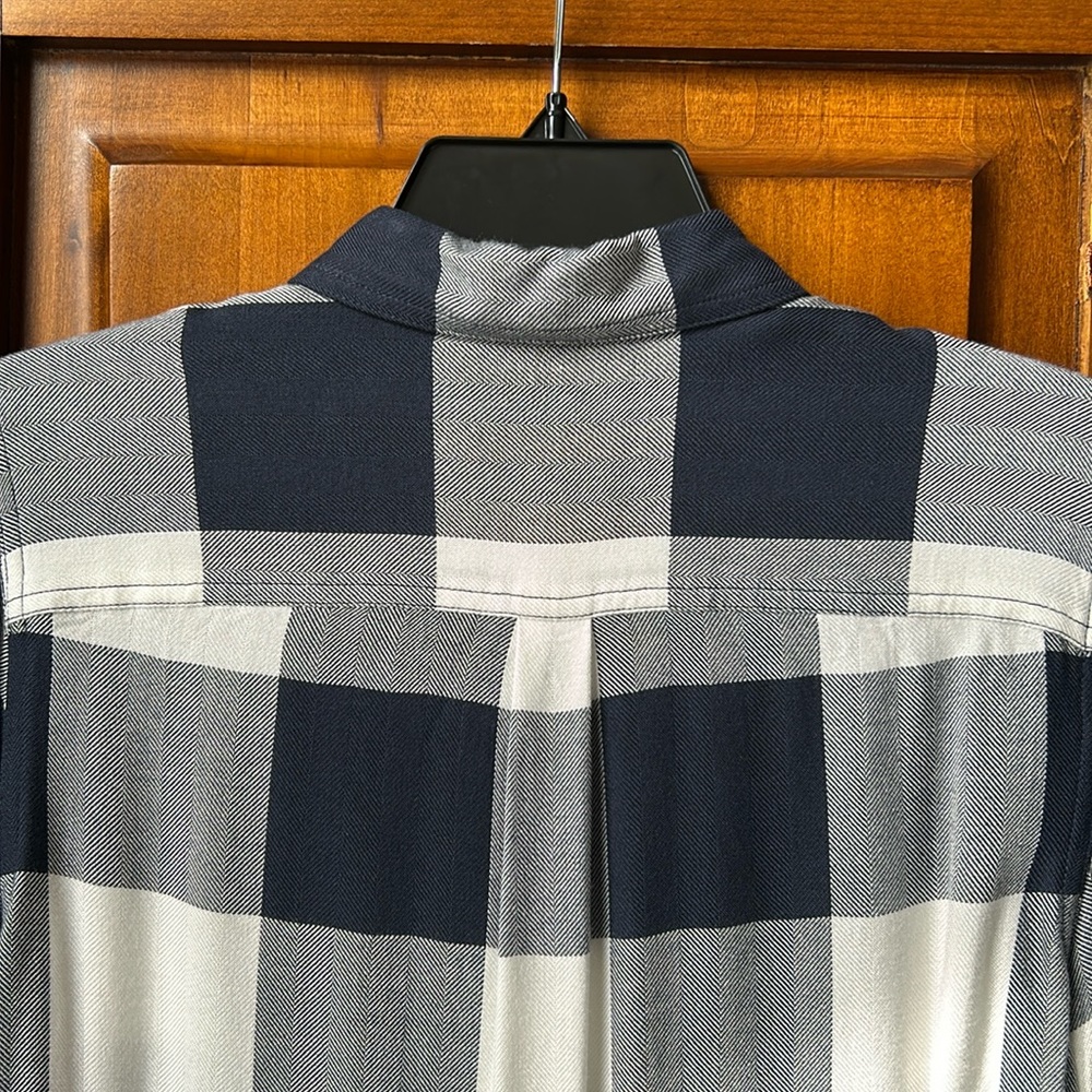 LL Bean Signature Plaid Shirt - Picture 9 of 11